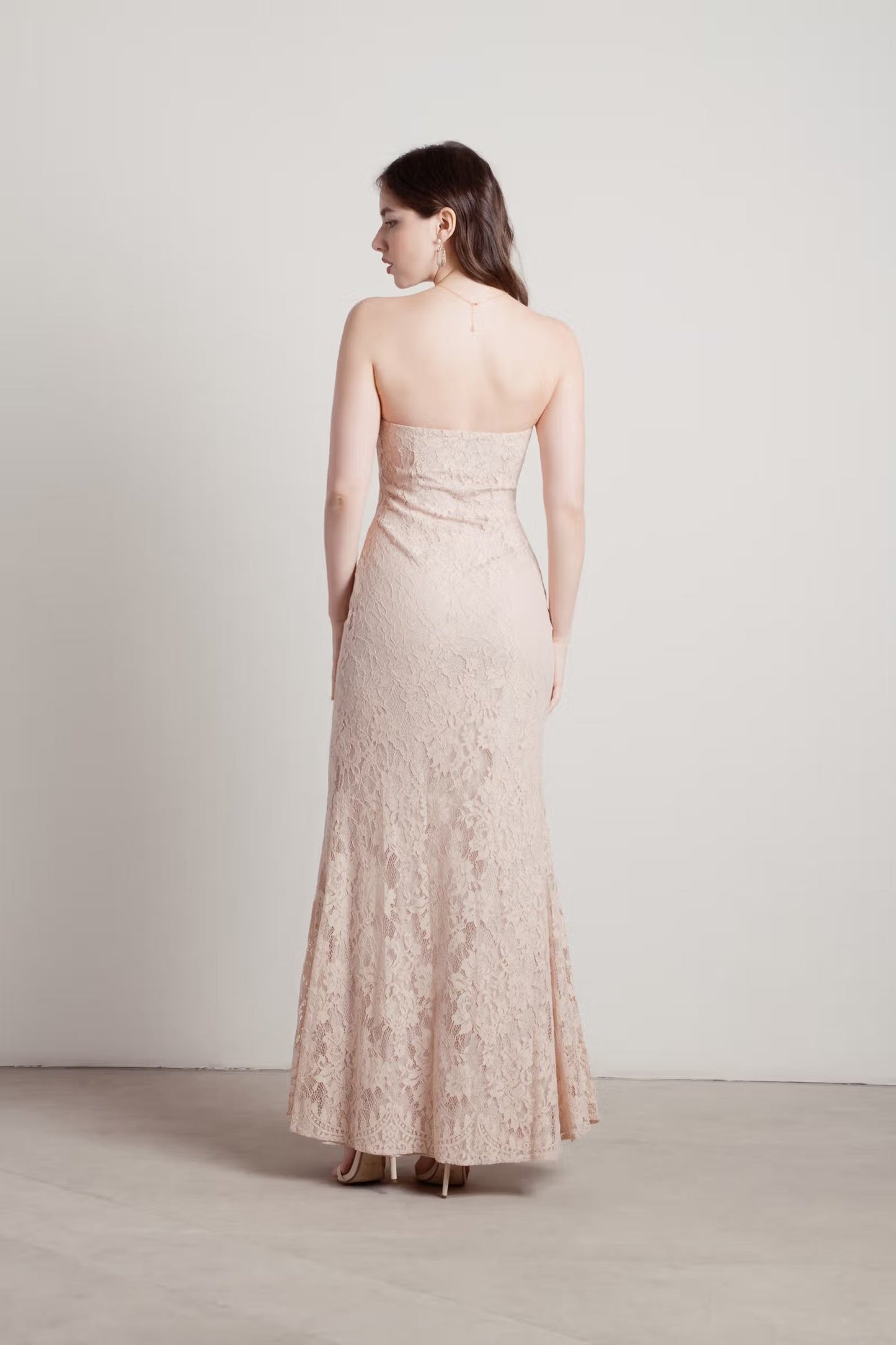 Tobi Adelyn Lace Sweetheart Maxi Dress