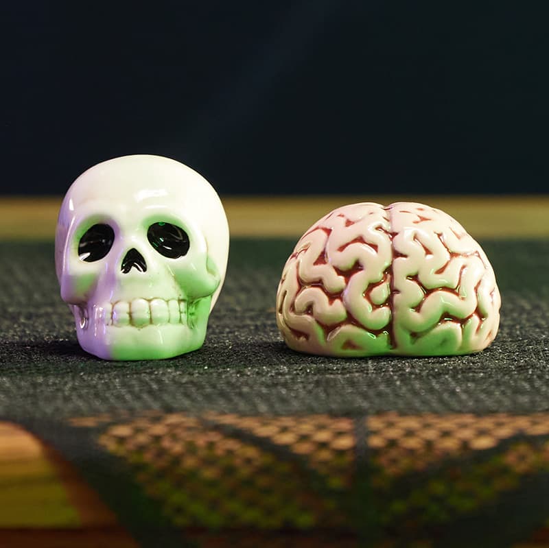 Cracker Barrel Skull Mini Salt Shaker