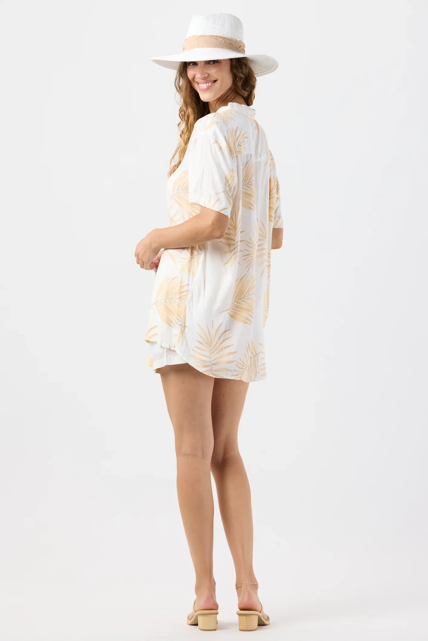 Tiare Hawaii Brixton Shorts - Island Palm Sand