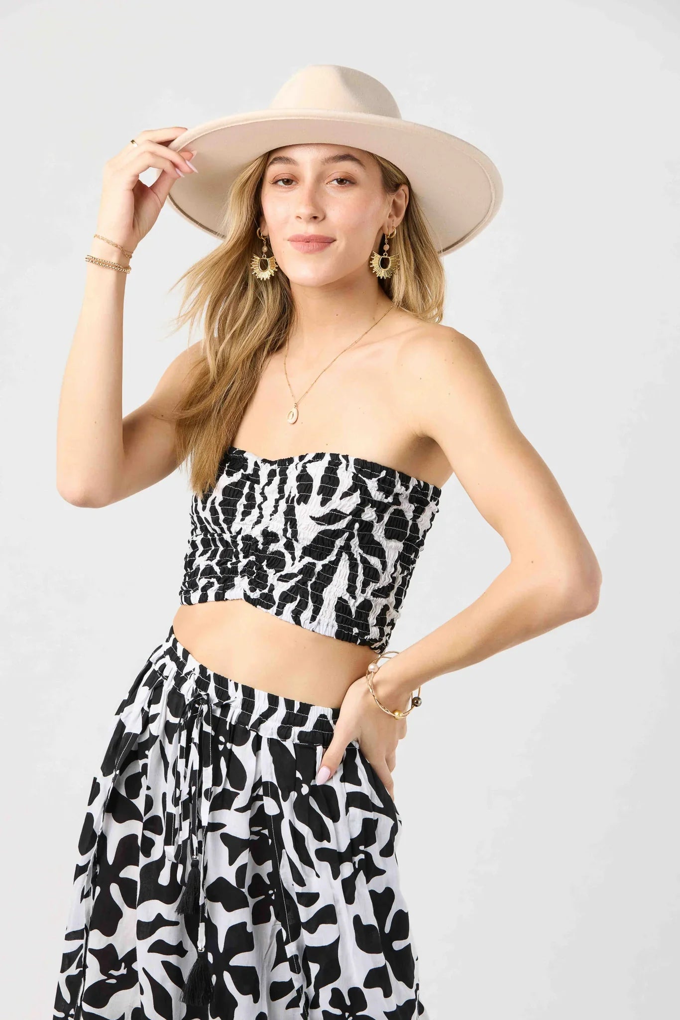 Tiare Hawaii Hollie Crop Top Sleeveless - Bora Bora Black