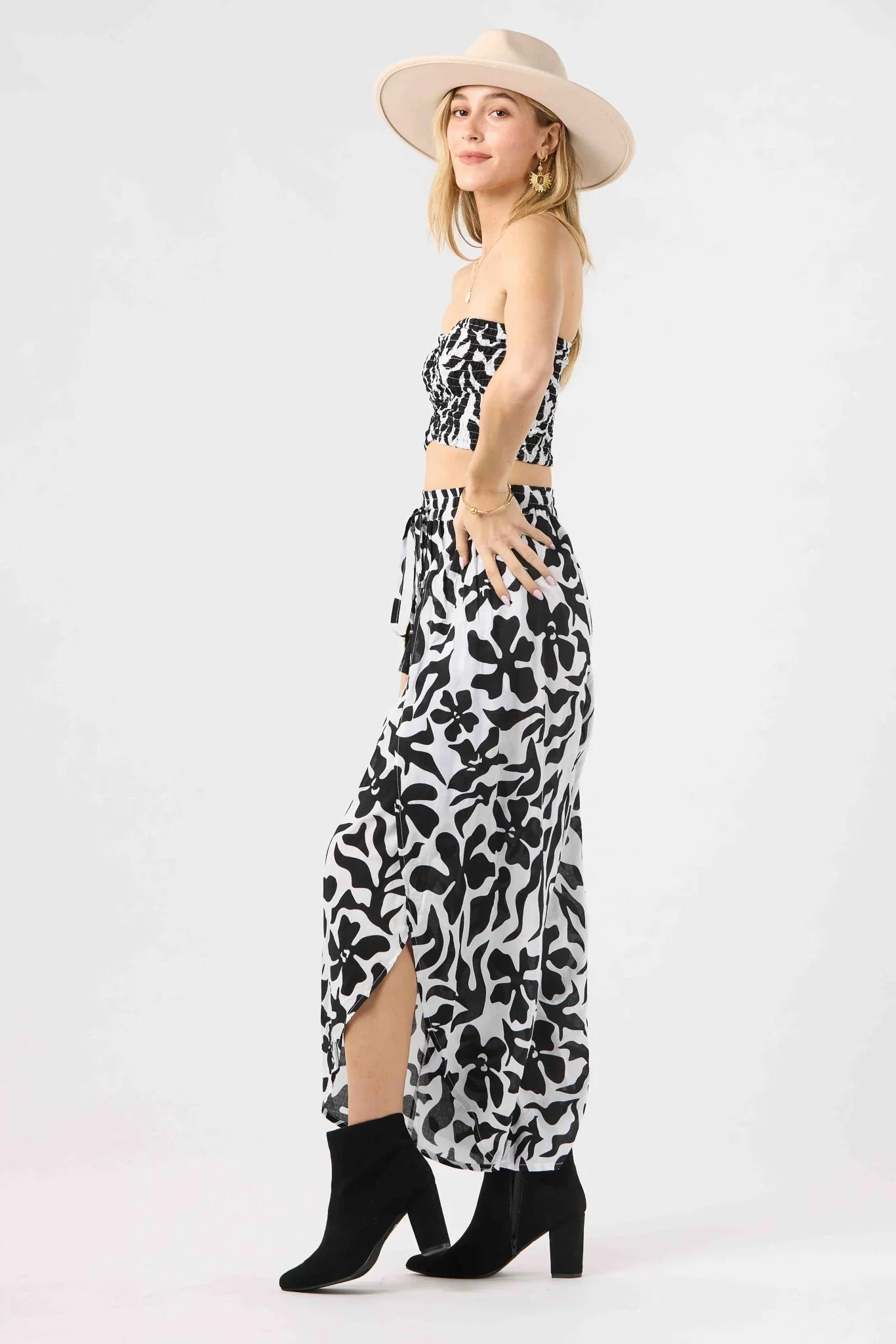 Tiare Hawaii Hollie Crop Top Sleeveless - Bora Bora Black
