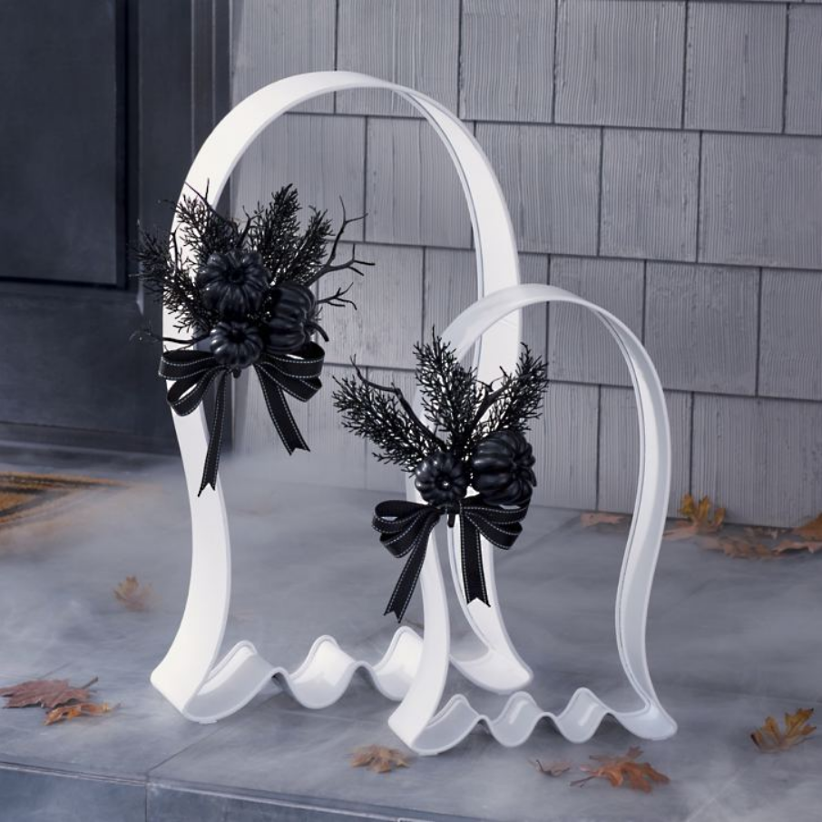 Grandin Road Oversized Ghost Cutout, Set of Two