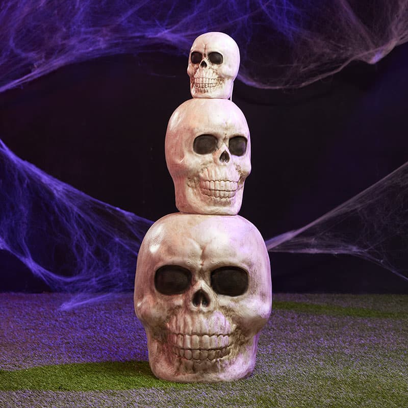 Cracker Barrel Nesting Blow Mold Skull Stack