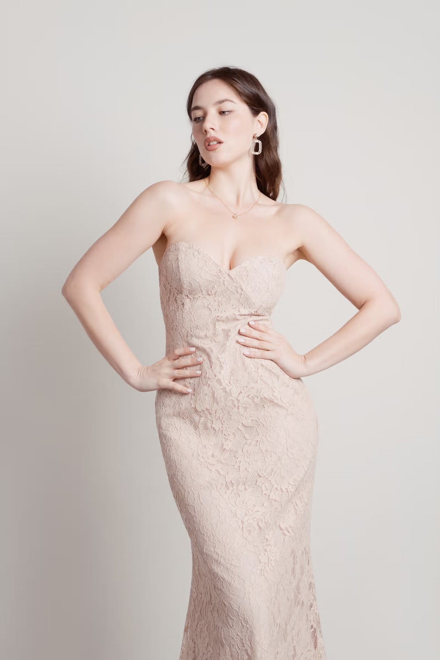 Tobi Adelyn Lace Sweetheart Maxi Dress