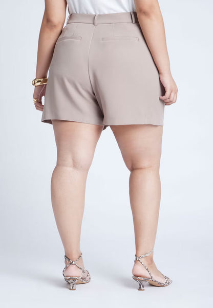 ELOQUII The Fluid Crepe Short - Mocha Meringue