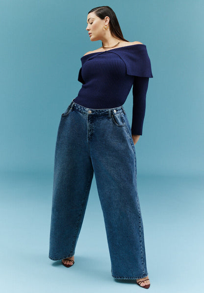 ELOQUII Women's Slouchy Jean With Waistband Detail