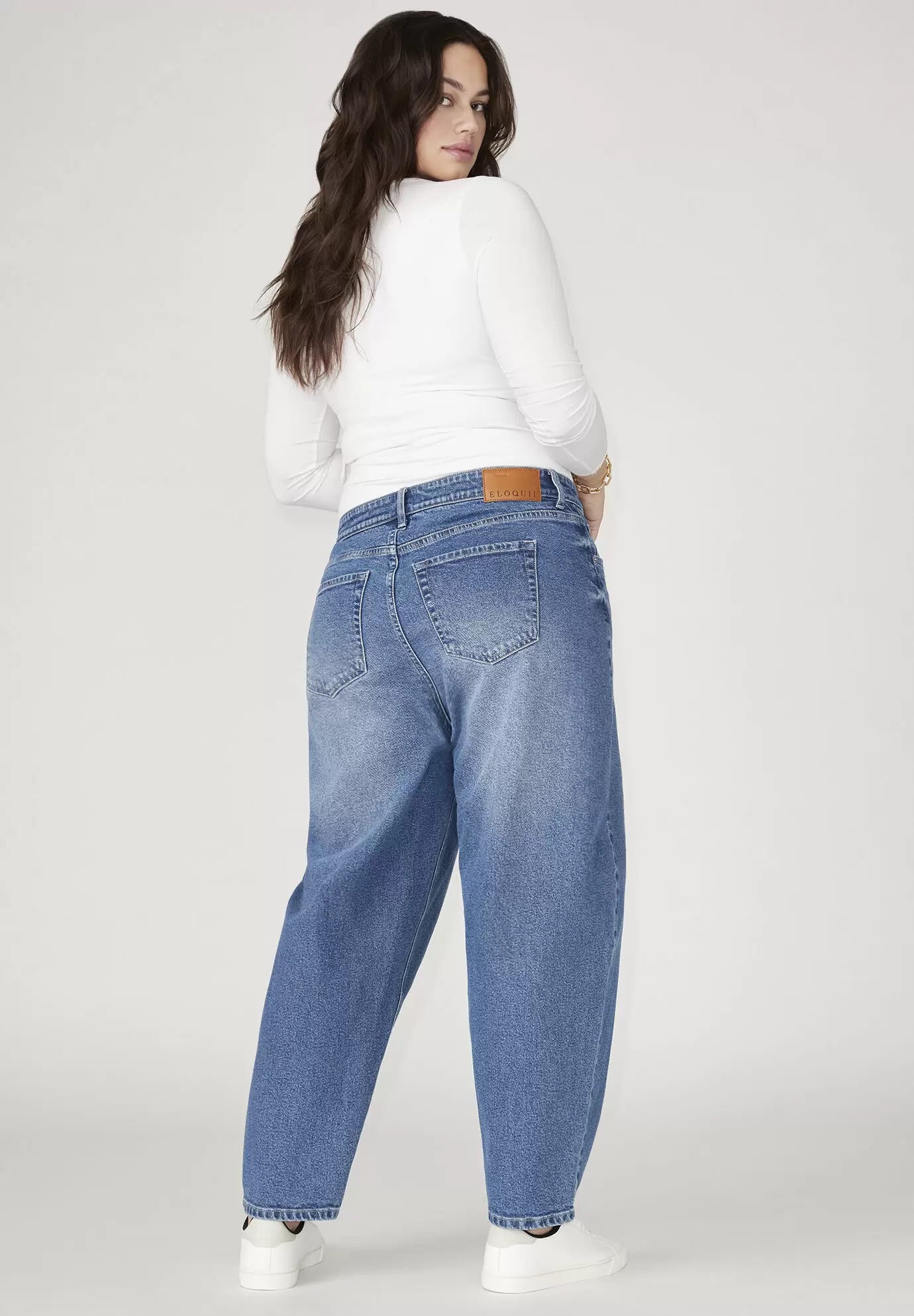 ELOQUII Women's The Barrel Jean