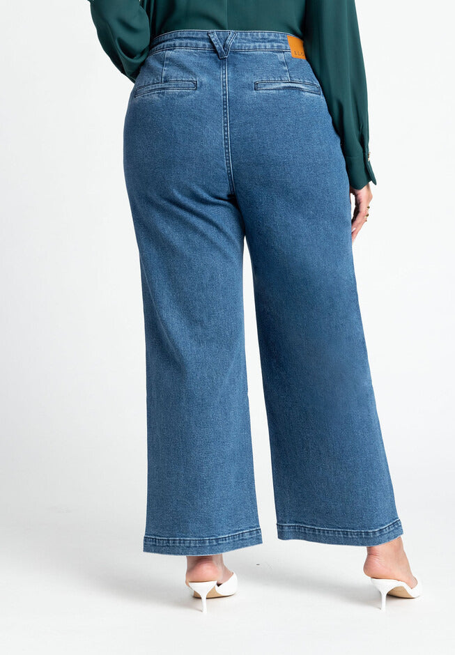 ELOQUII Women's The Trouser Jean