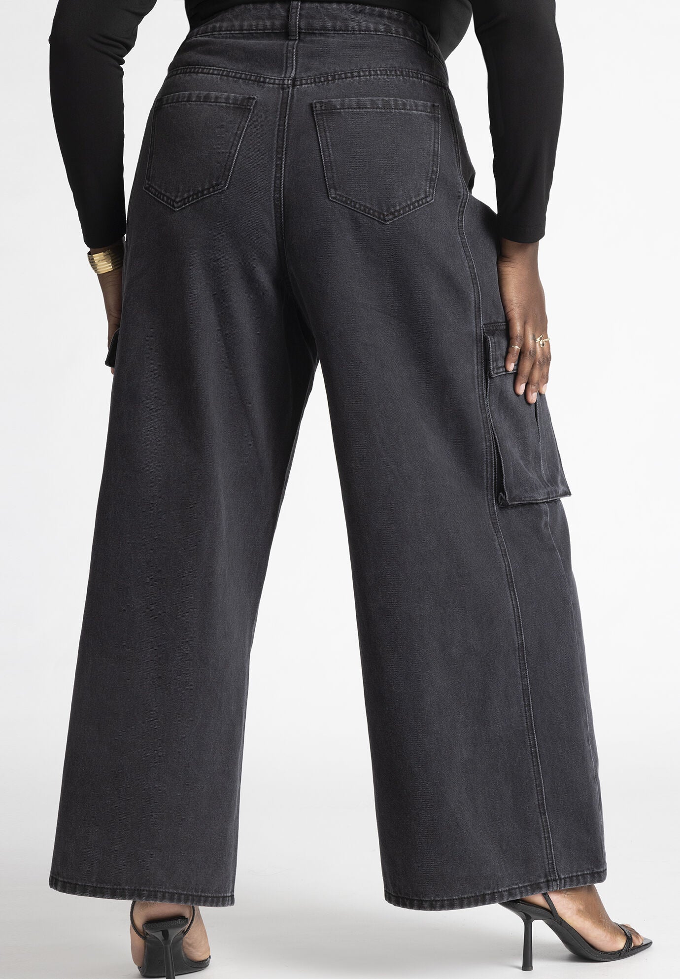 ELOQUII Women's Wide Leg Cargo Jean