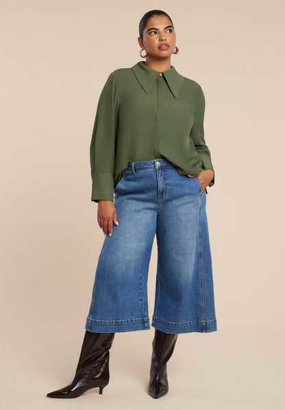 ELOQUII Pointed Collar Button Up Shirt - Dark Forest Green