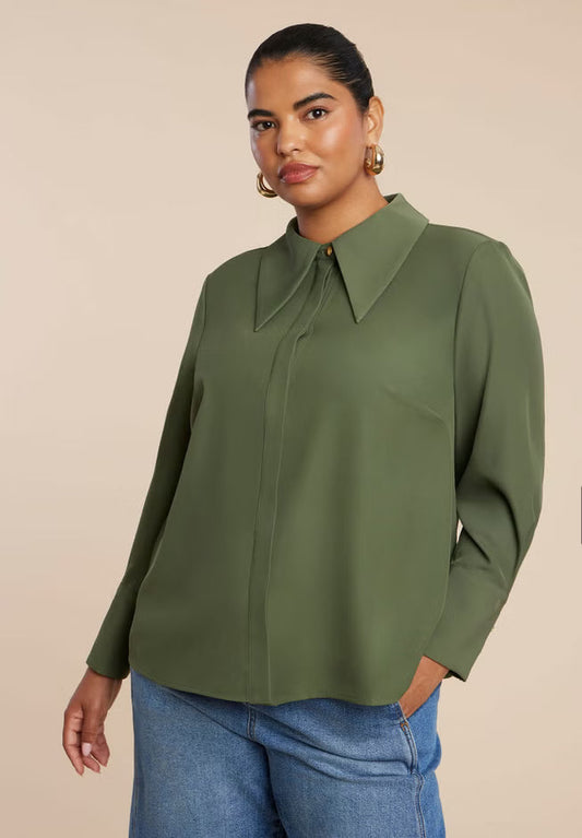 ELOQUII Pointed Collar Button Up Shirt - Dark Forest Green