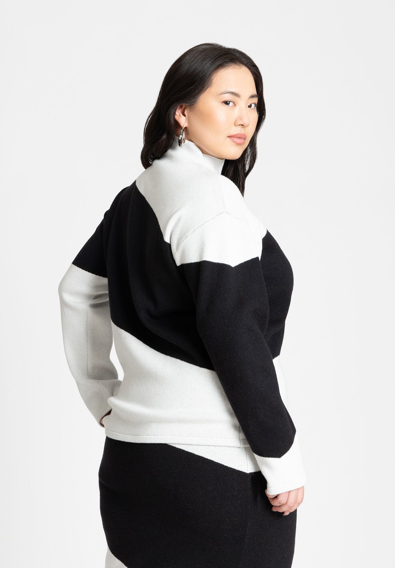 ELOQUII Women's Diagonal Stripe Sweater