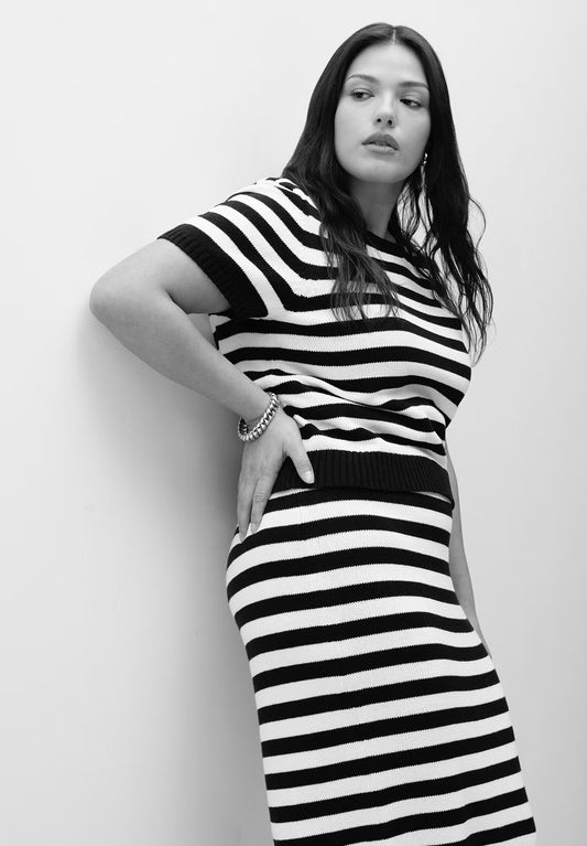 ELOQUII Fitted Sweater Top - Black White Stripe