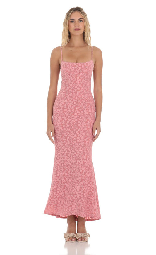 Lucy in the Sky Textured Floral Maxi Dress in Pink