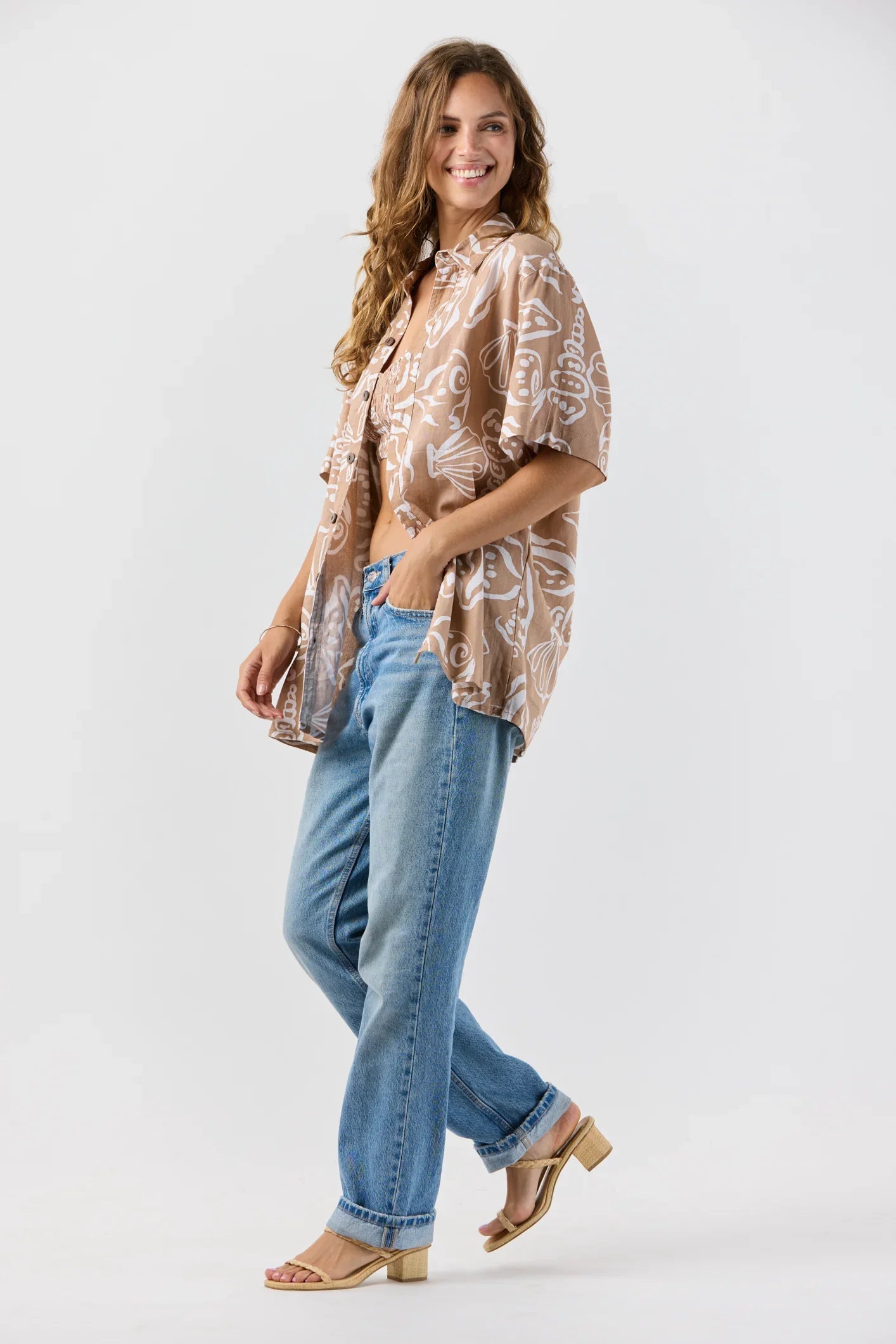 Tiare Hawaii Nautilus Shirt - Seashells Sand