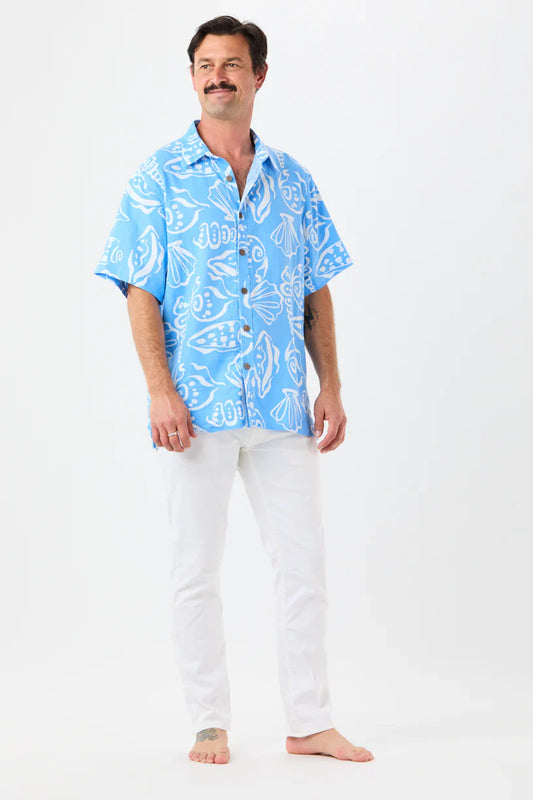 Tiare Hawaii Nautilus Shirt - Seashells Sky