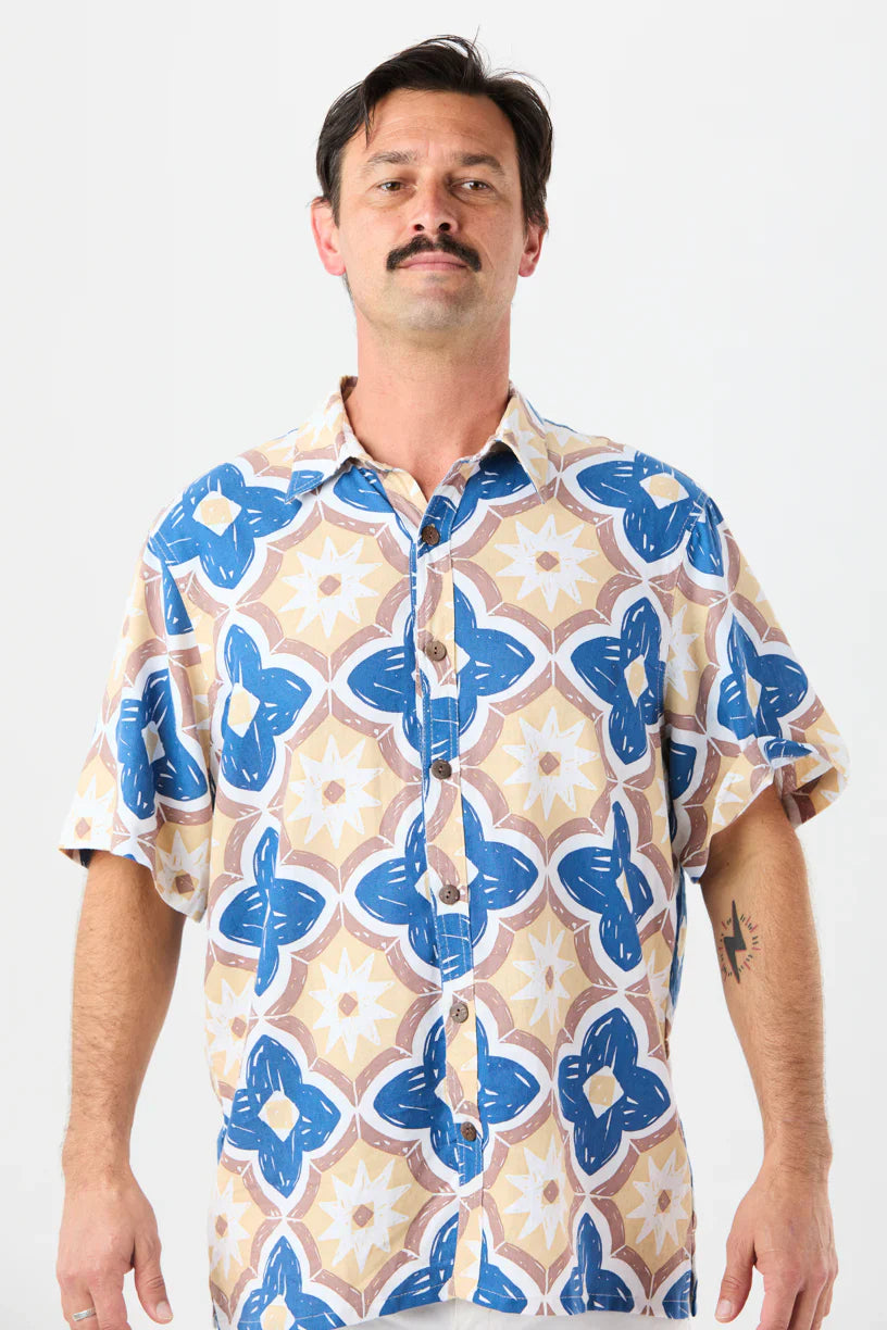 Tiare Hawaii Nautilus Shirt - Spanish Tiles Blue