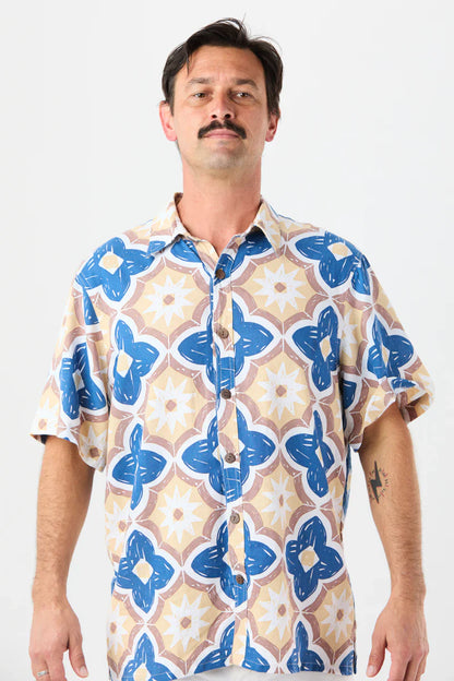 Tiare Hawaii Nautilus Shirt - Spanish Tiles Blue