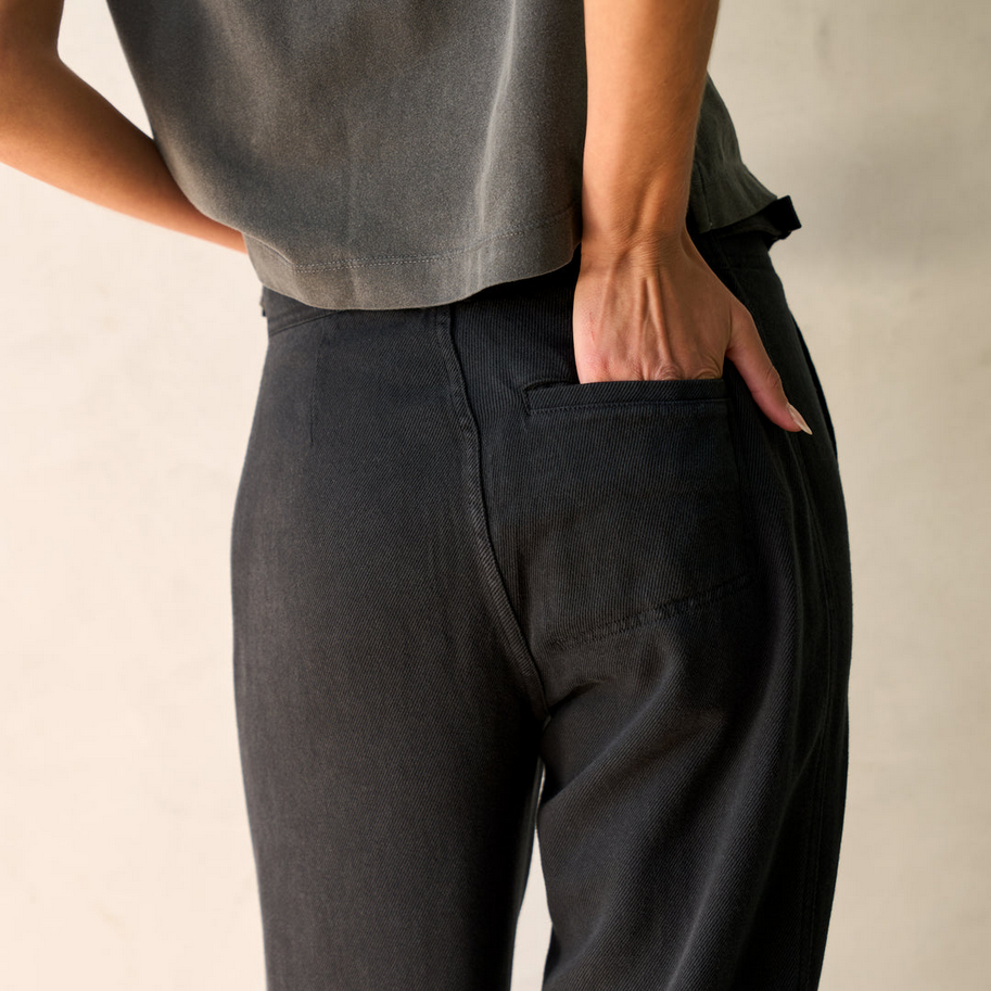 Rowan Women's Odell Drape Denim Twill Pant - Washed Black