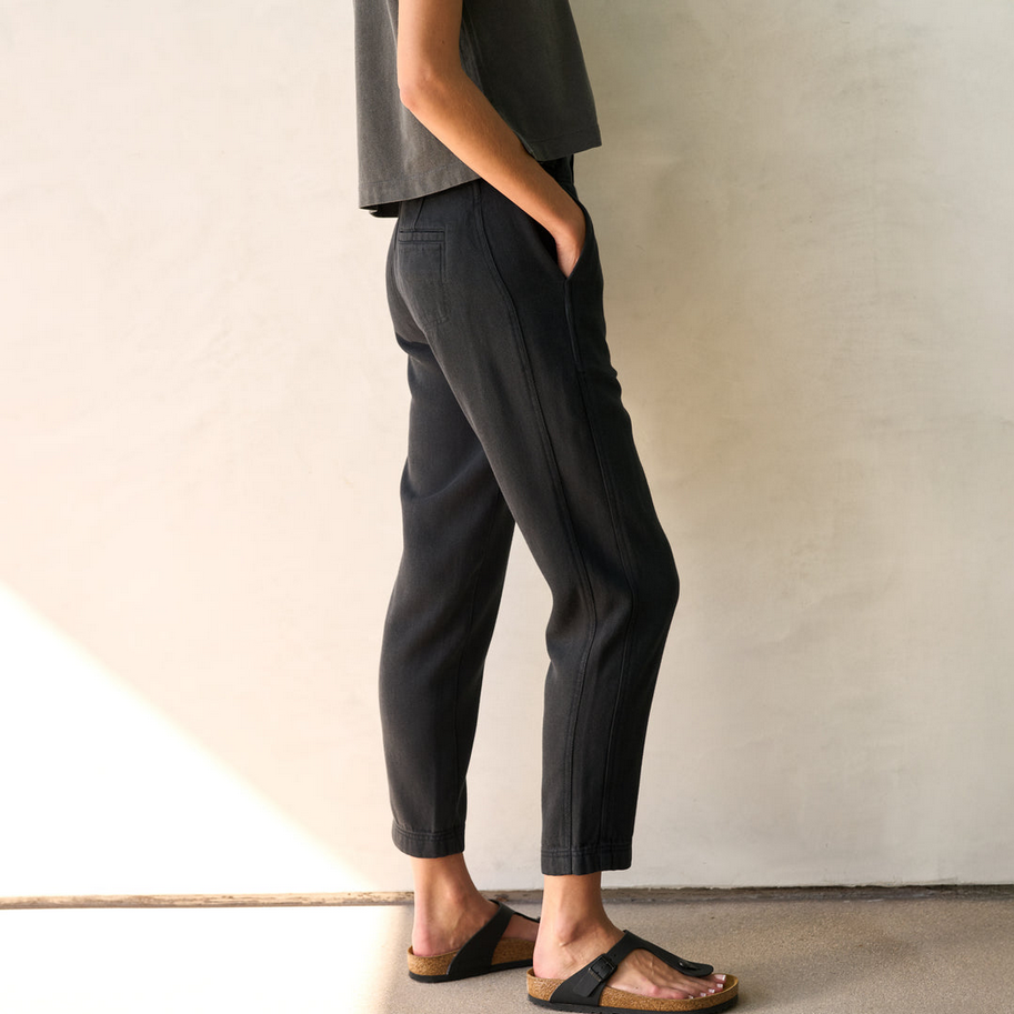 Rowan Women's Odell Drape Denim Twill Pant - Washed Black