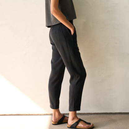 Rowan Women's Odell Drape Denim Twill Pant - Washed Black