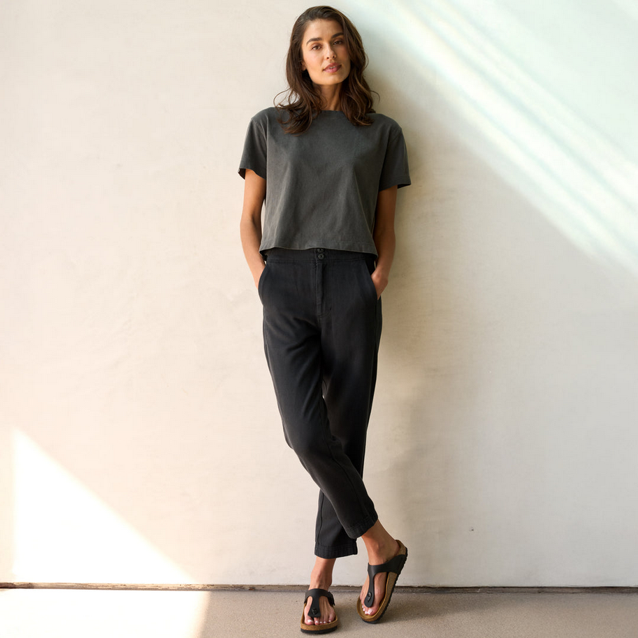 Rowan Women's Odell Drape Denim Twill Pant - Washed Black