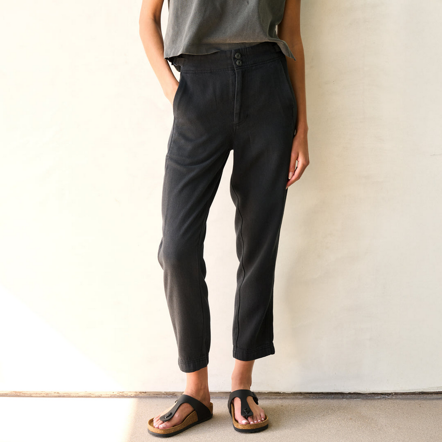 Rowan Women's Odell Drape Denim Twill Pant - Washed Black
