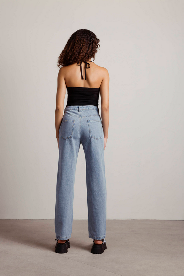 Tobi Elysian Heights Distressed Jeans - Light Wash