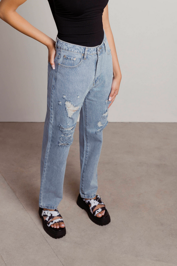 Tobi Elysian Heights Distressed Jeans - Light Wash