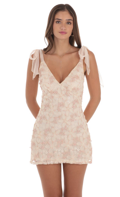 Lucy in the Sky Textured Shimmer Floral Dress in Cream