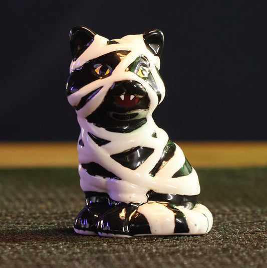 Cracker Barrel Mummy Cat Mini Salt Shaker