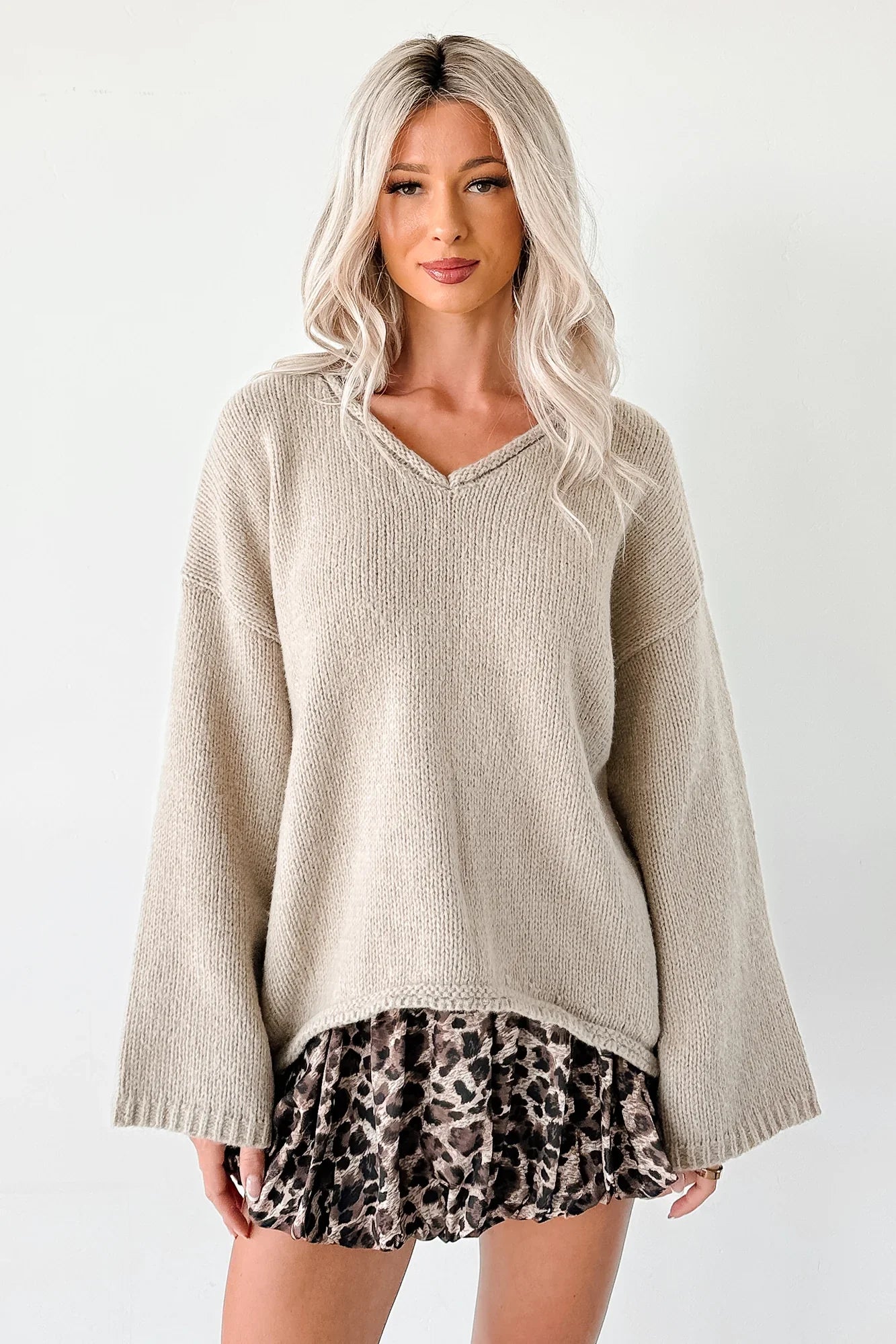 NanaMacs Coffee Talks Chunky V-Neck Sweater (Pebble)
