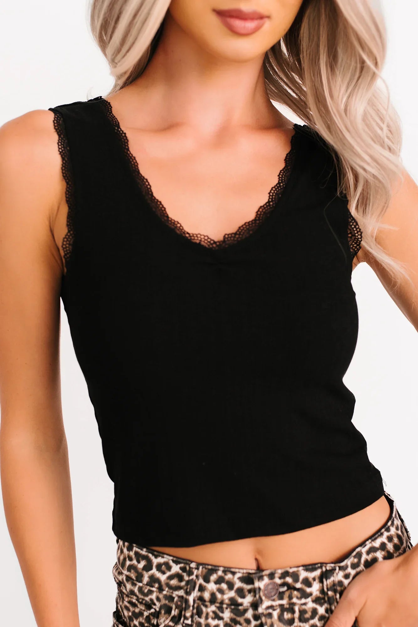 NanaMacs Bed Of Roses Ribbed Lace Trim Tank Top (Black)