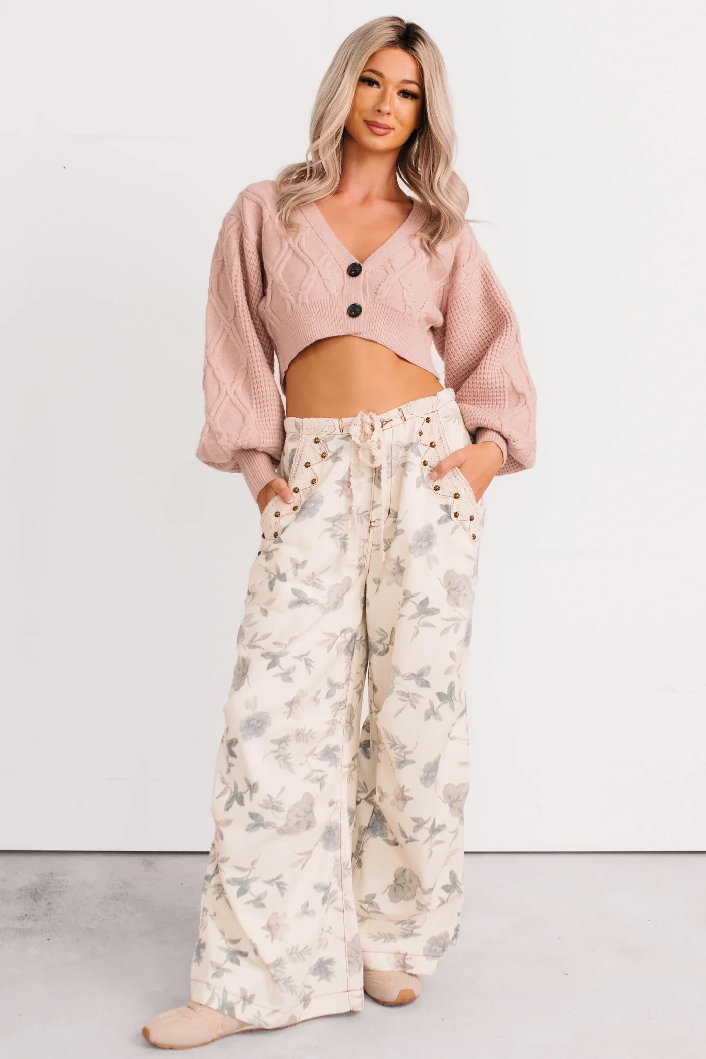 NanaMacs True Escapism Cropped Cable Knit Cardigan (Pink)