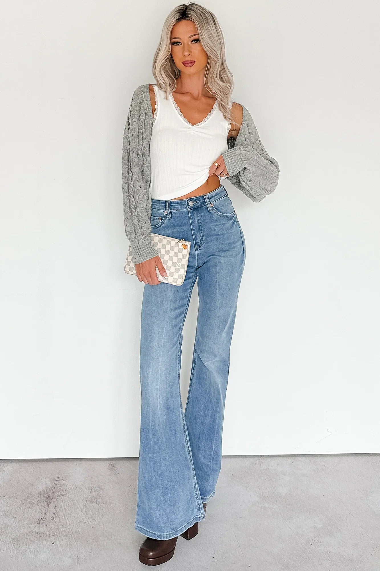 NanaMacs Bed Of Roses Ribbed Lace Trim Tank Top (White)