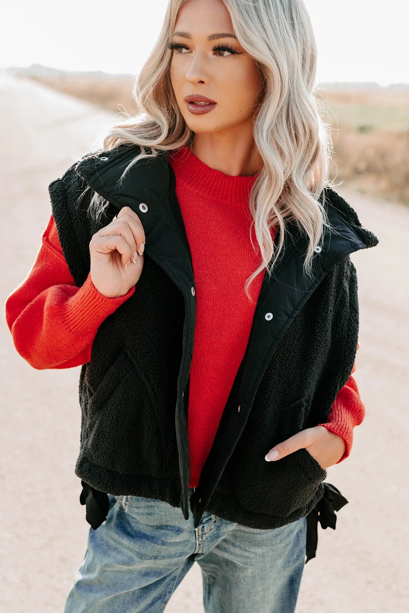 NanaMacs Dream Ahead Fleece Side Tie Vest (Black)