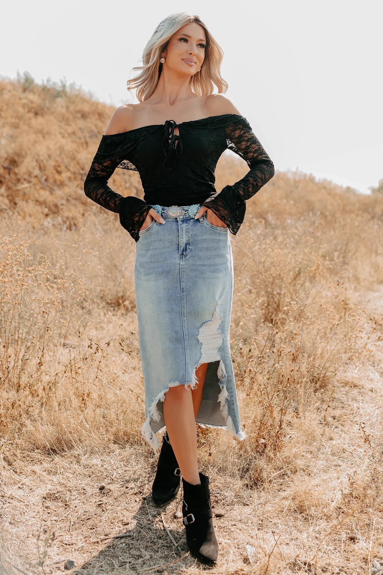 NanaMacs Throne Ready Off The Shoulder Lace Bodysuit (Black)